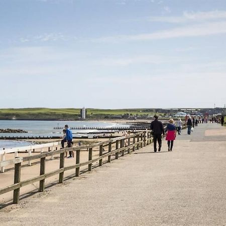 Lovely 2 Bed Apartment Close To Aberdeen Beach! Bagian luar foto